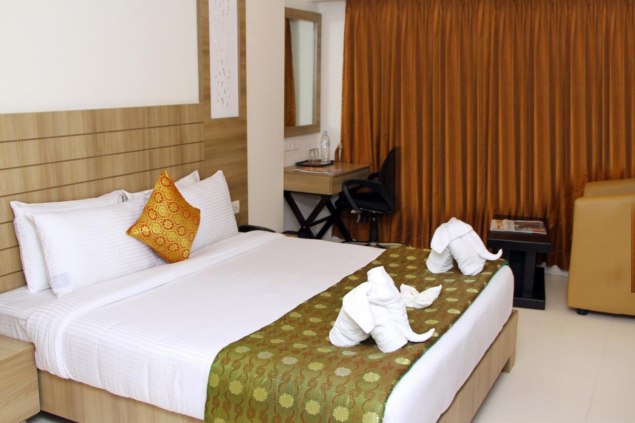 Vinayaga by Poppys ,Kumbakonam Hotel Bagian luar foto
