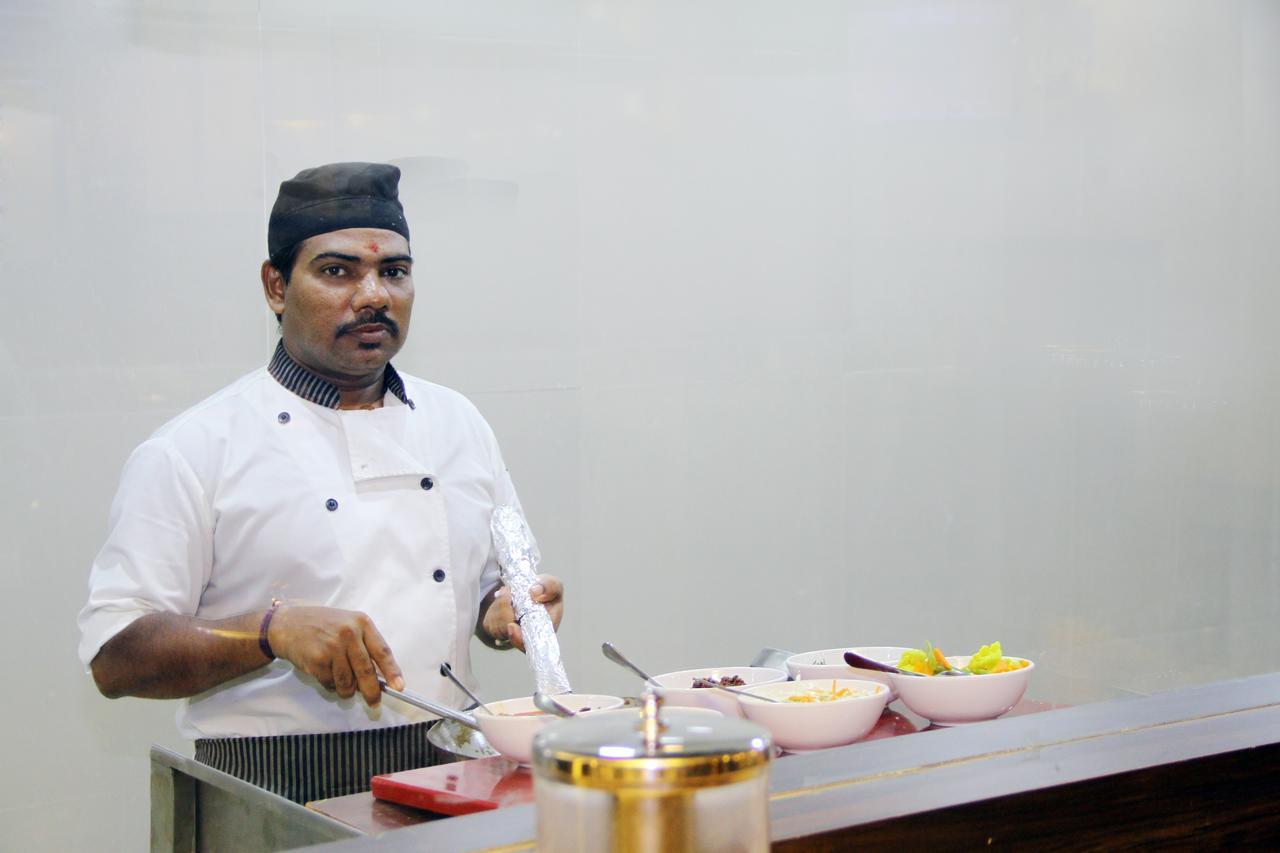 Vinayaga by Poppys ,Kumbakonam Hotel Bagian luar foto