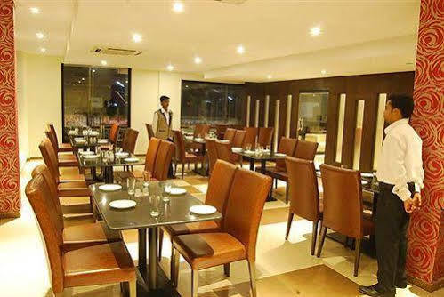 Vinayaga by Poppys ,Kumbakonam Hotel Bagian luar foto